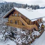 Nagellehen Apartment *