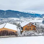 Nagellehen Apartment *