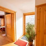 Nagellehen Apartment *