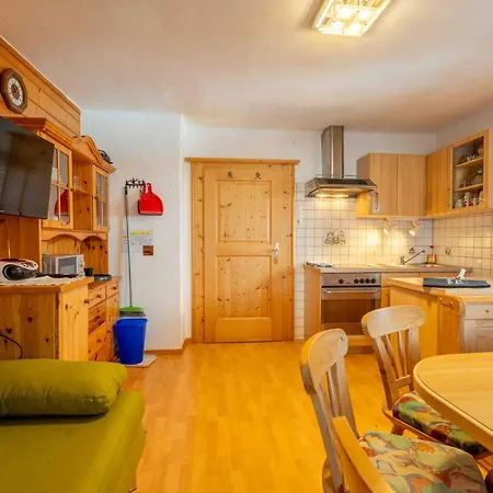 Nagellehen Apartment *